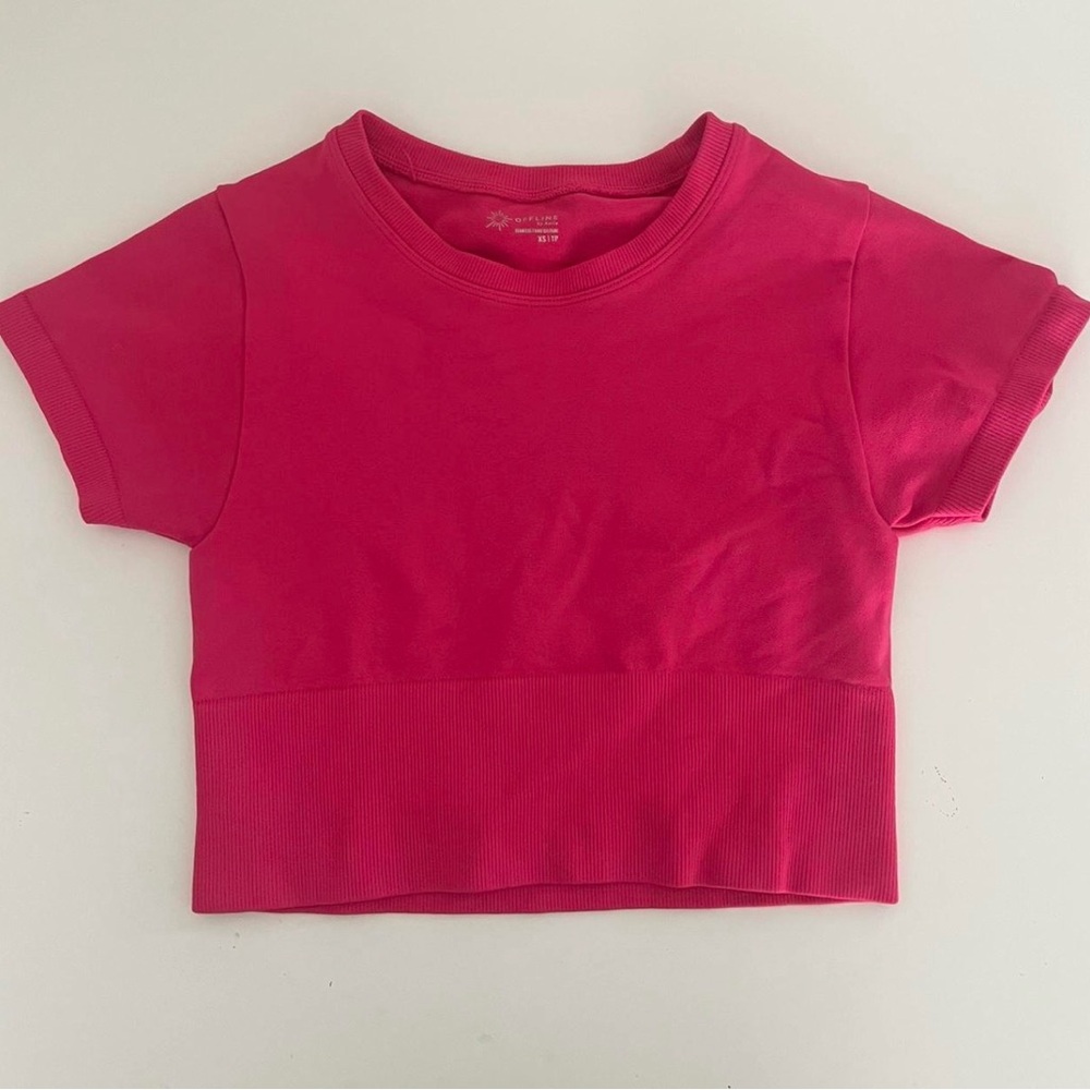 Aerie sidewalk top